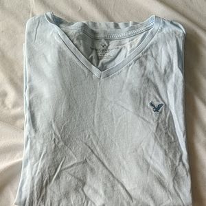 American Eagle V-neck T-shirt